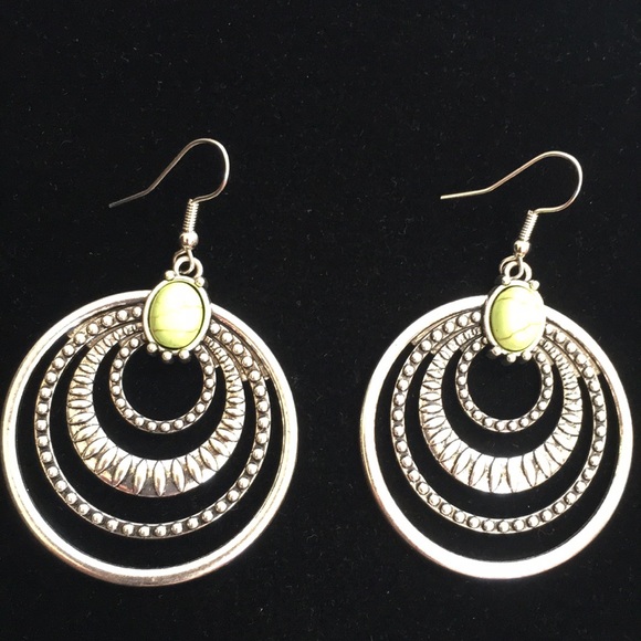 Silver Tone Boho Trendy Loop Dangle Earrings with Green Accent 1 1/2” Across - Picture 9 of 10